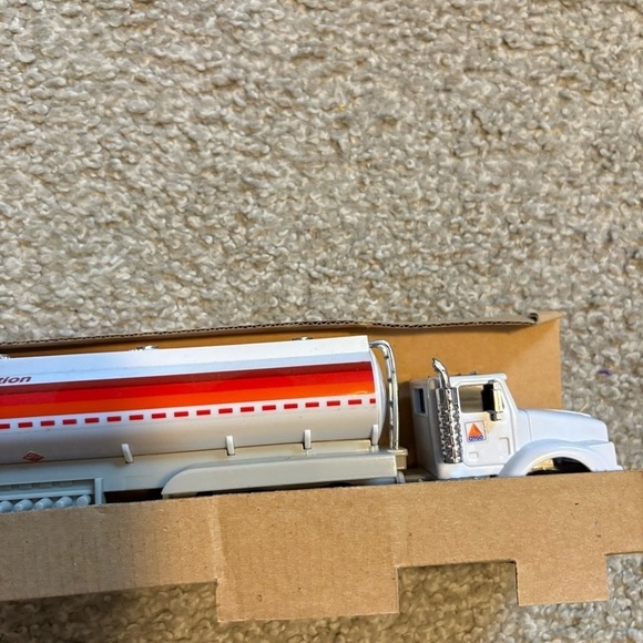 Vintage CITGO Toy Tanker Truck NEW Gas Oil White - Picture 3 of 5